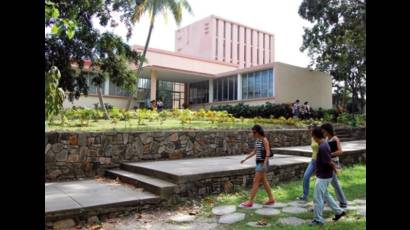 UCLV busca ratificar la categoría de excelencia