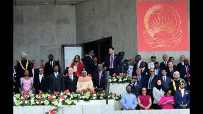 Esteban Lazo participa en acto por la independencia de Angola