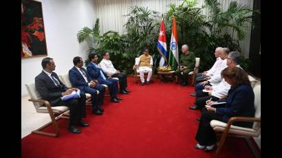 El Presidente de la República, Miguel Díaz-Canel Bermúdez, intercambió con una delegación, de alto nivel, encabezada por Pabitra Margherita, ministro de Estado de Asuntos Exteriores y Textiles de la República de la India.