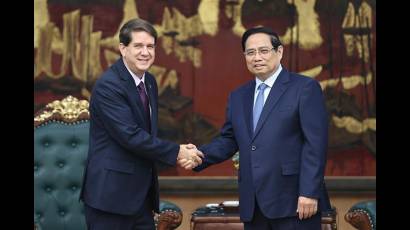 El jefe de Gobierno subrayó que la nación indochina nunca olvidará el apoyo de la isla a la causa de la independencia nacional