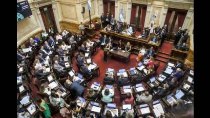 Reforma laboral centra debates en Congreso de Argentina