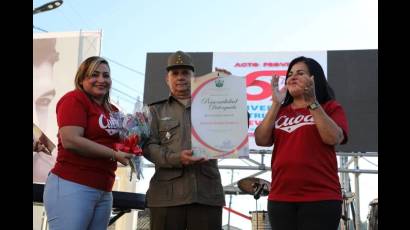 Villa Clara celebra aniversario 67 de la Revolución