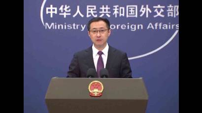 China rechaza tácticas de Estados Unidos contra Venezuela