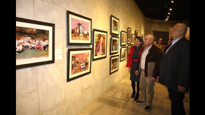 Durante la conmemoración se inauguró una exposición fotográfica
