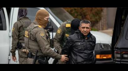 Detenidos en Chicago fueron llevados a una instalación del ICE