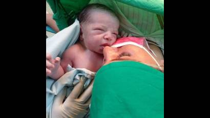 Intensos desafíos caracterizaron la salud materno-infantil durante 2025 en Cuba
