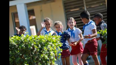 Pioneros en escuela rural de Mantua