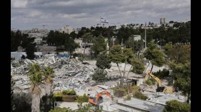 Israel ejecuta demoliciones de instalaciones