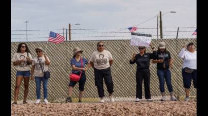 Protesta afuera de Fort Bliss