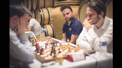 Saint-Émilion, en el sudeste de Francia, se ha convertido en un referente mundial de la producción vinícola y la práctica ajedrecística