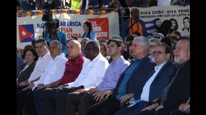 Asistió Presidente de Cuba a acto de recibimiento oficial de los más de 600 integrantes de la hermosa iniciativa de solidaridad