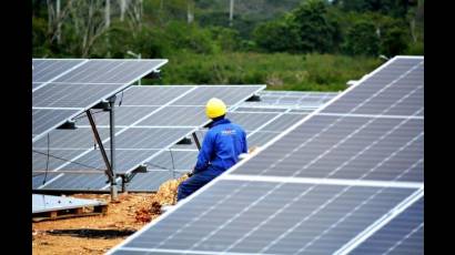 Sistema de Almacenamiento de Energía en Baterías