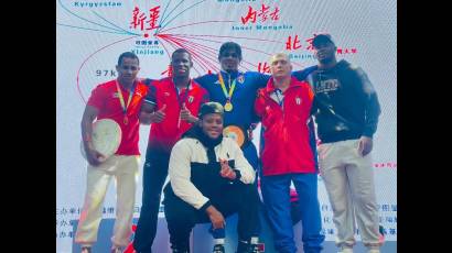 Cuatro libristas cubanos continúan su preparación en China