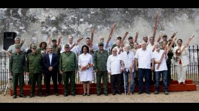 Entrega de la Réplica del Machete de Máximo Gómez, otorgado por el Ministro de las FAR