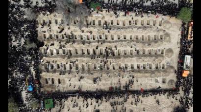 Funerales de estudiantes de una escuela de niñas en Minab