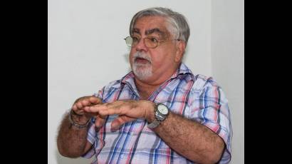Luciano se ha consagrado a echar para adelante la Cinemateca