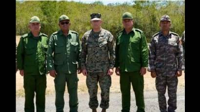 Reunión de las Fuerzas Armadas Revolucionarias con el Comando Sur de Estados Unidos