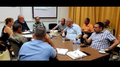 Manuel Marrero Cruz en el Despacho Provincial de Carga de La Habana