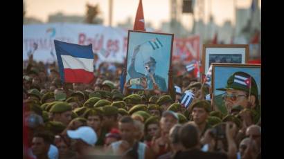 El pueblo cubano ha mostrado masivamente su apoyo al General de Ejército Raúl Castro Ruz.