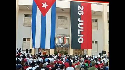 Una representación del pueblo santiaguero expresó al mundo su repudio contra las infames acusaciones al General de Ejército Raúl Castro Ruz