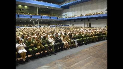 Homenaje a Raúl Castro