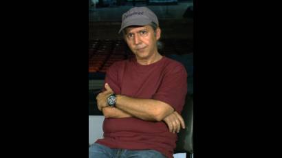 Gustavo se ha ganado el aprecio de los humoristas y del pueblo cubano por su entrega profesional en diversos proyectos relacionados con el humor.