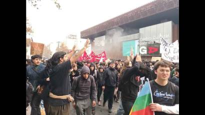 Estudiantes chilenos