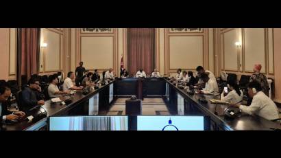 Encuentro de Esteban Lazo con miembros del cuerpo diplomático de Asia y Oceanía acreditados en Cuba
