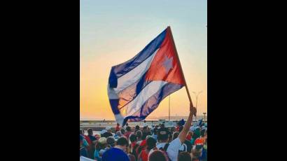 Cuando se le apunta al corazón de la nación de forma déspota, le nace a esta Isla su estirpe innata. Somos un pueblo rebelde.