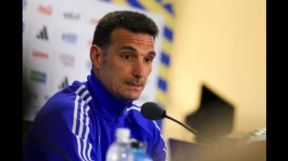 Descarta Scaloni los rumores de conflictos dentro de Selección argentina.