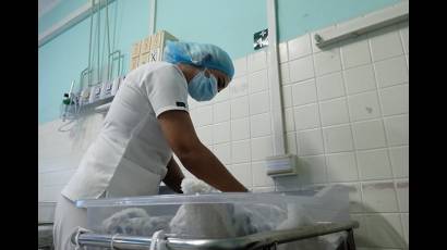 La Sala de Neonatología del Hospital José Luis Miranda, creada en la década de 1990, sigue formando parte activa del programa de atención al recién nacido de alto riesgo.