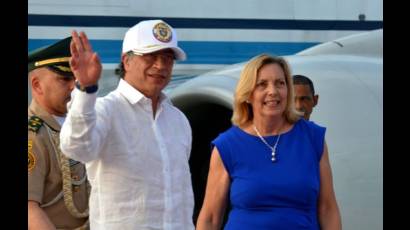 Llega a Cuba en visita oficial el presidente de Colombia, Gustavo Petro