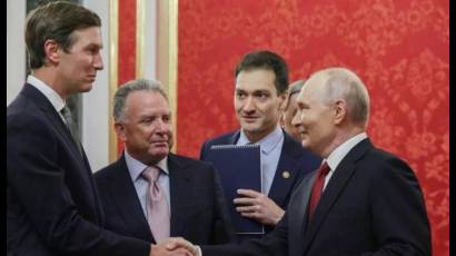 Rusia tiene una gran confianza en Witkoff y Kushner como mediadores