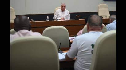 Presidente de Cuba evalúa acciones para garantizar el suministro de agua en La Habana