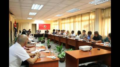 En el encuentro se analizaron las principales prioridades del país y de la organización juvenil.