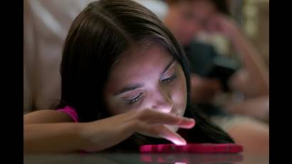 Adicción a la tecnología en los adolescentes