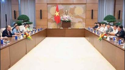 Vietnam ratifica su respaldo a Cuba en los foros internacionales