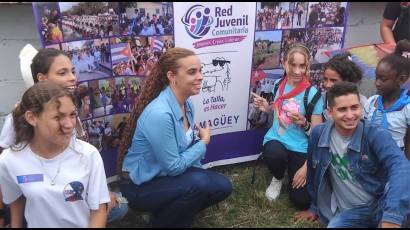 Una talla que entalle a los jóvenes