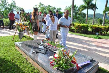 Homenaje a Juan Almeida Bosque