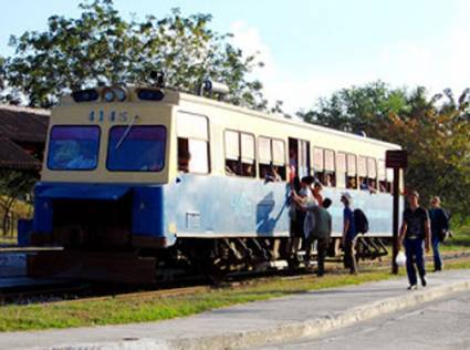  Trencito urbano de Las Tunas