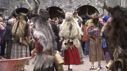 Fiestas del oso en los Pirineos. 