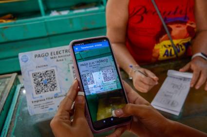 Pago electrónico por transfermovil en Cuba.