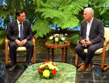 Constituyen Cuba y Vietnam empresa mixta para el desarrollo biofarmacéutico