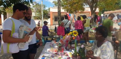 Feria para Mamá en Isla de la Juventud