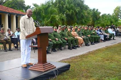 Acto Político y Ceremonia Militar con motivo del aniversario 50 del inicio de la Misión Militar Internacionalista de Cuba en la República de Angola