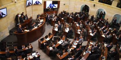 En mes y medio vence la extensión del fast track para que el Congreso de Colombia pueda legislar rápido las leyes inherentes a los acuerdos de paz