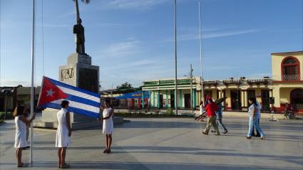 Ceremonia de las banderas