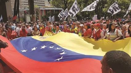 Los venezolanos marcharon ayer en apoyo al presidente Maduro