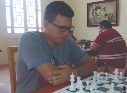 El avileño Luis Ernesto Quesada lideró la semifinal nacional celebrada en Santa Clara.