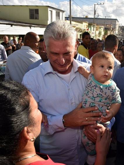 El Presidente recorrió la calle Jesús del Monte